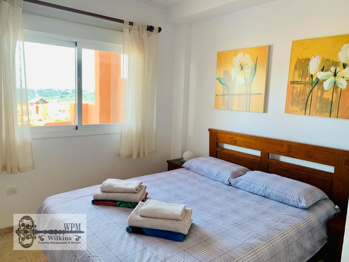 Bahia de Casares Beautiful 2-Bed Apartment In Casares Costa מראה חיצוני תמונה