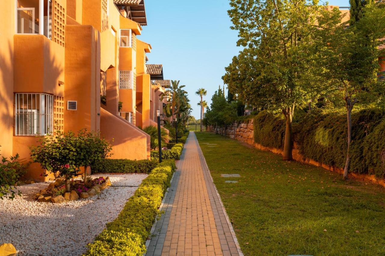 Bahia de Casares Beautiful 2-Bed Apartment In Casares Costa מראה חיצוני תמונה